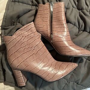 Croc-Embossed Brown Ankle Boots Marc Fisher